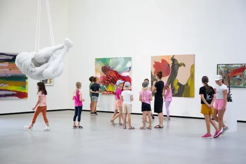 Schulworkshop Farbe bekennen © Museum Angerlehner